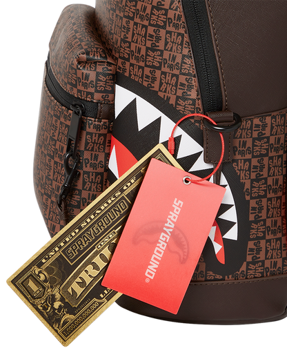 Mochila Shark in Paris