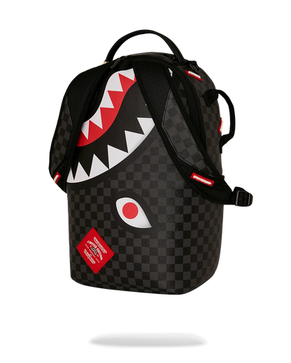 Backpack in Reverse Backpack