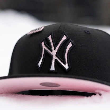 FAM Exclusive — New York Yankees Negra y Rosada 59FIFTY Fitted