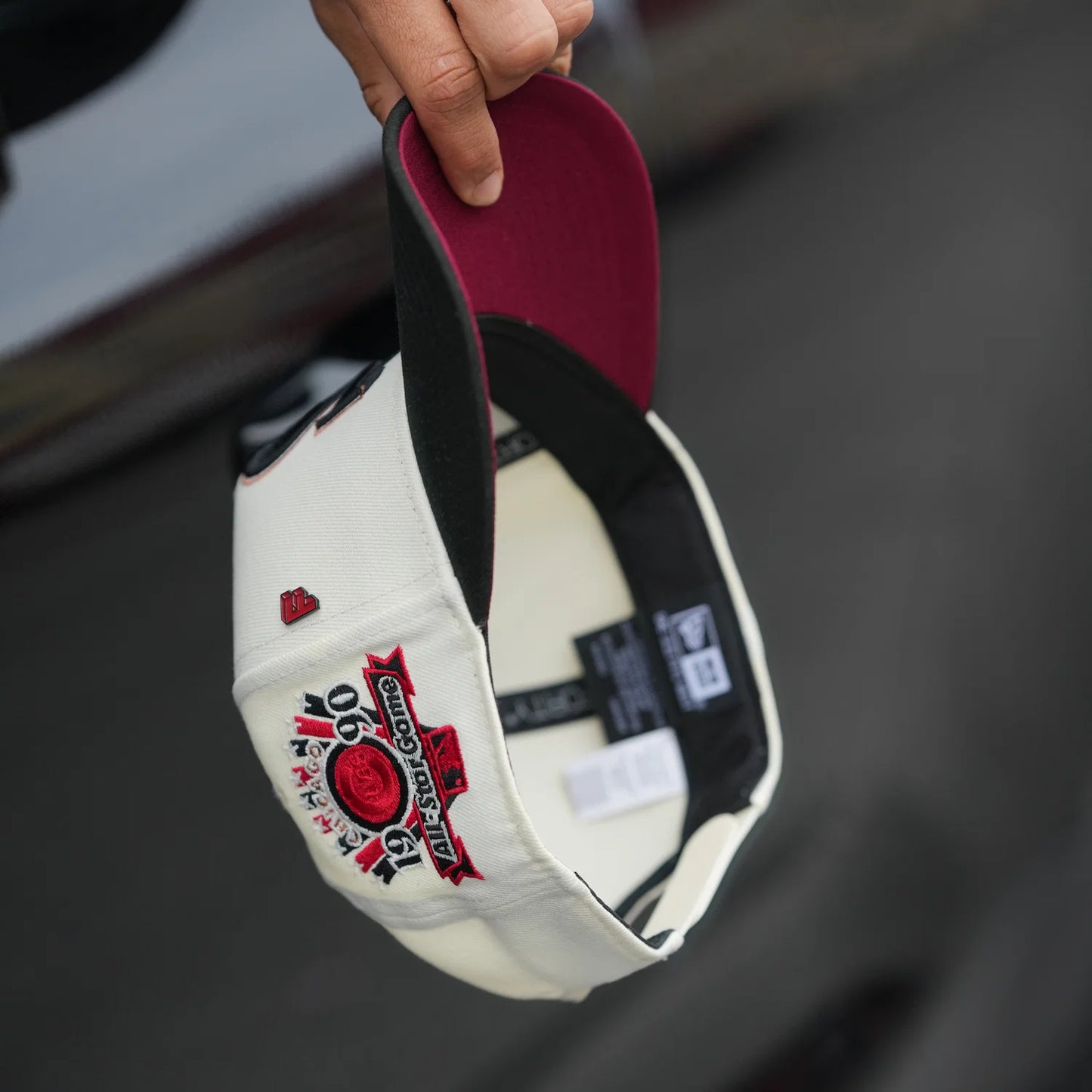 FAM Exclusive ― Seattle Mariners Chrome White Black Two Tone Cardinal UV 9FORTY A-Frame Snapback
