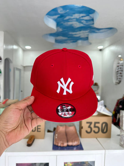 New York Yankees Roja 9FIFTY Snapback