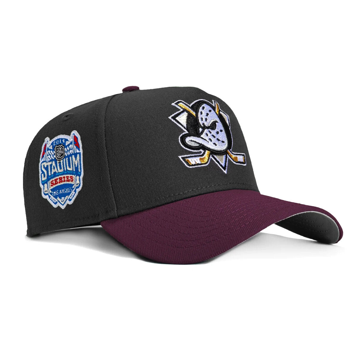 Hat Club Exclusive — Anaheim Ducks Gris y Viscera Morada 9FORTY A-Frame Snapback
