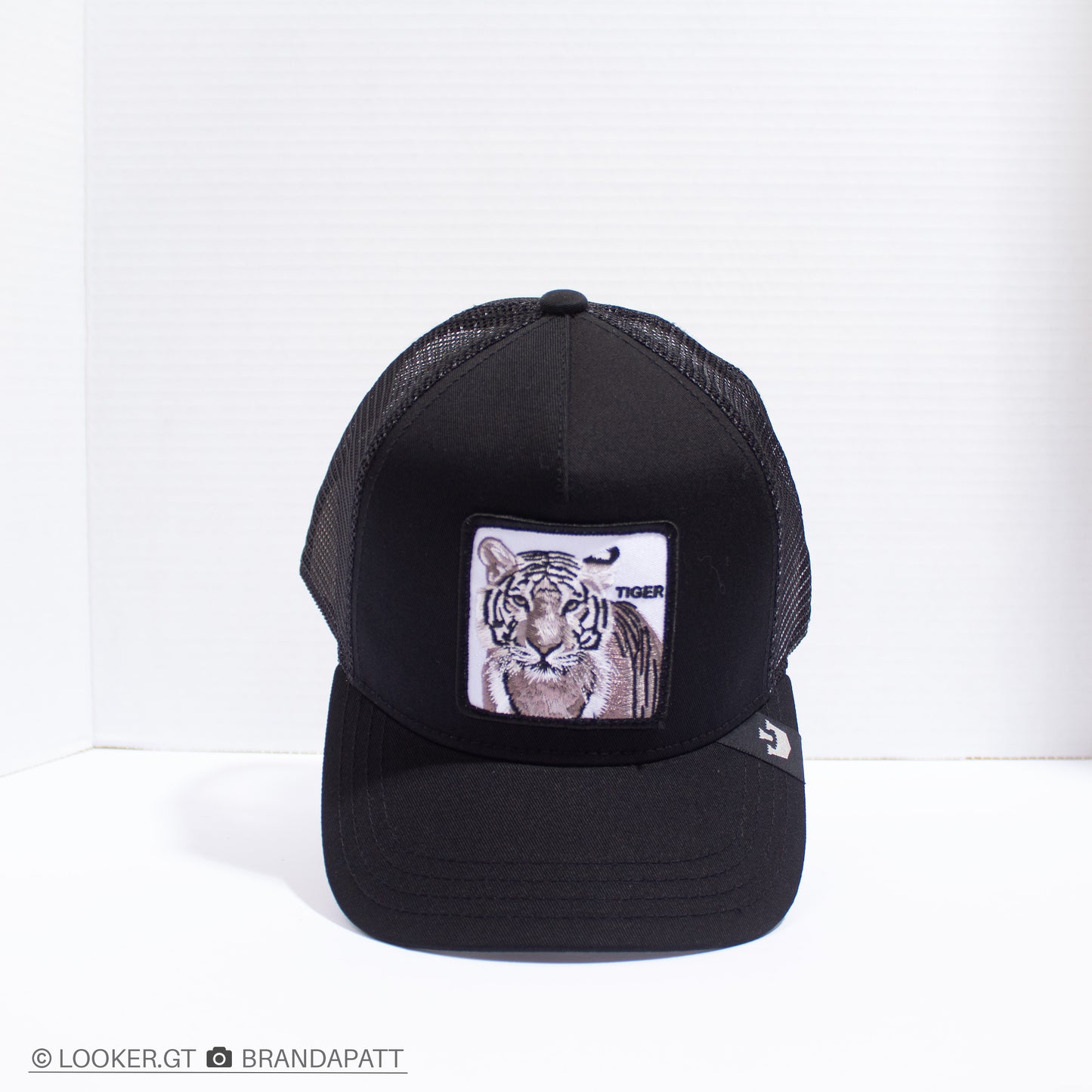 Tiger Black — Clásicas Trucker