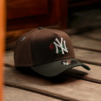 FAM Exclusive — New York Yankees Rose Black Green UV 9FORTY A-Frame Snapback