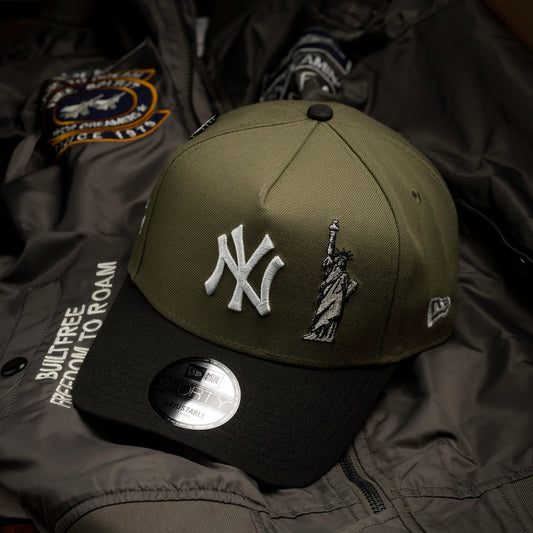 FAM Exclusive — New York Yankees Olive Black Two One 9FORTY A-Frame Snapback