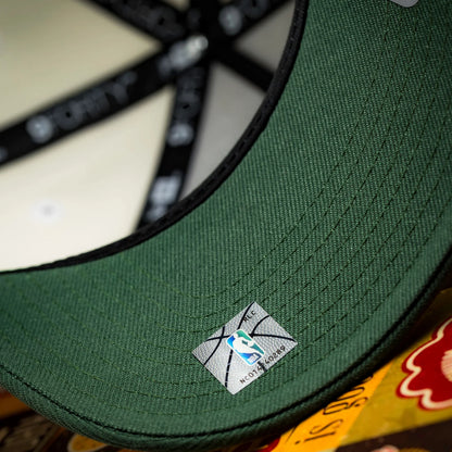 FAM Exclusive ― Boston Celtics NBA Chrome White Green UV 9FORTY A-Frame Snapback