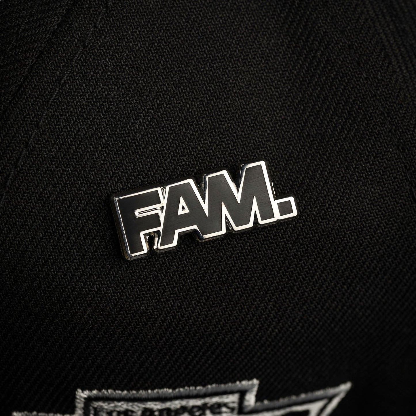 FAM Exclusive — Los Angeles Kings NHL Scarlet Black 9FORTY A-Frame Snapback