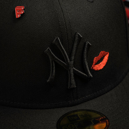 FAM Exclusive — New York Yankees MLB Black Kiss 59FIFTY Fitted