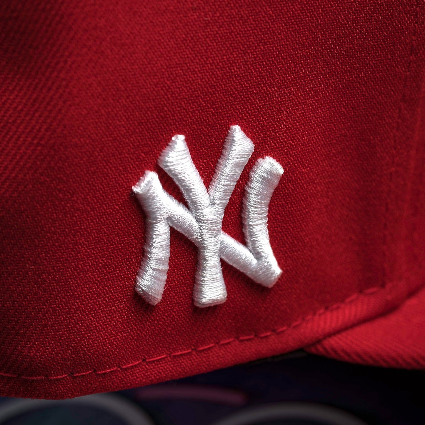 FAM Exclusive — New York Yankees MLB Scarlet Grey UV 9FIFTY Adjustable