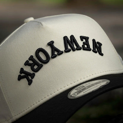 FAM Exclusive — New York Knicks Chrome White Black 9FORTY A-Frame Snapback