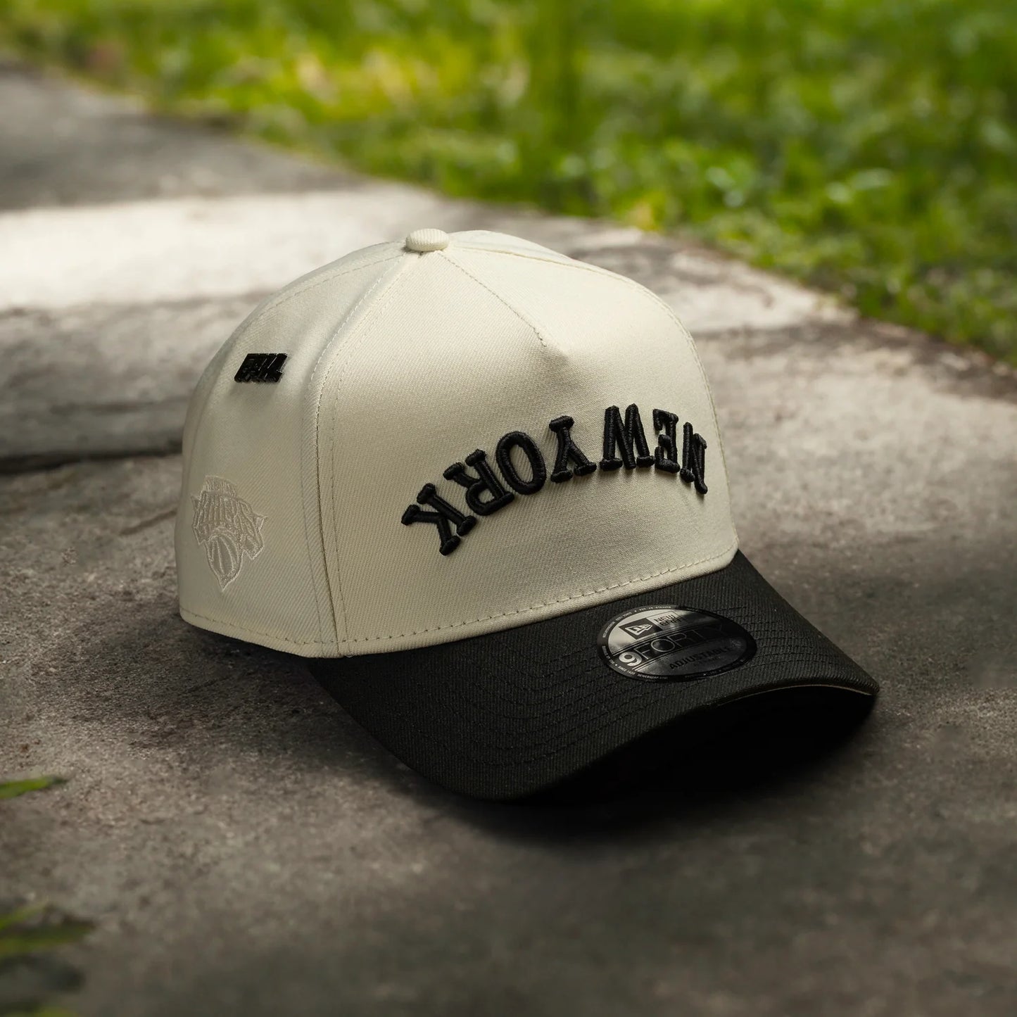 FAM Exclusive — New York Knicks Chrome White Black 9FORTY A-Frame Snapback