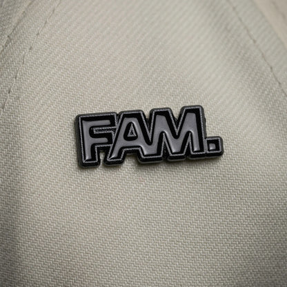 FAM Exclusive — New York Knicks Chrome White Black 9FORTY A-Frame Snapback