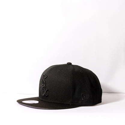 Chicago White Sox Black and Black 9FIFTY Snapback