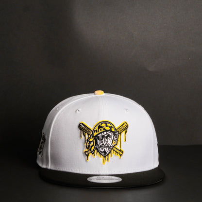 EXCLUSIVA — Pittsburgh Pirates Blanca y Viscera Negra 9FIFTY Snapback