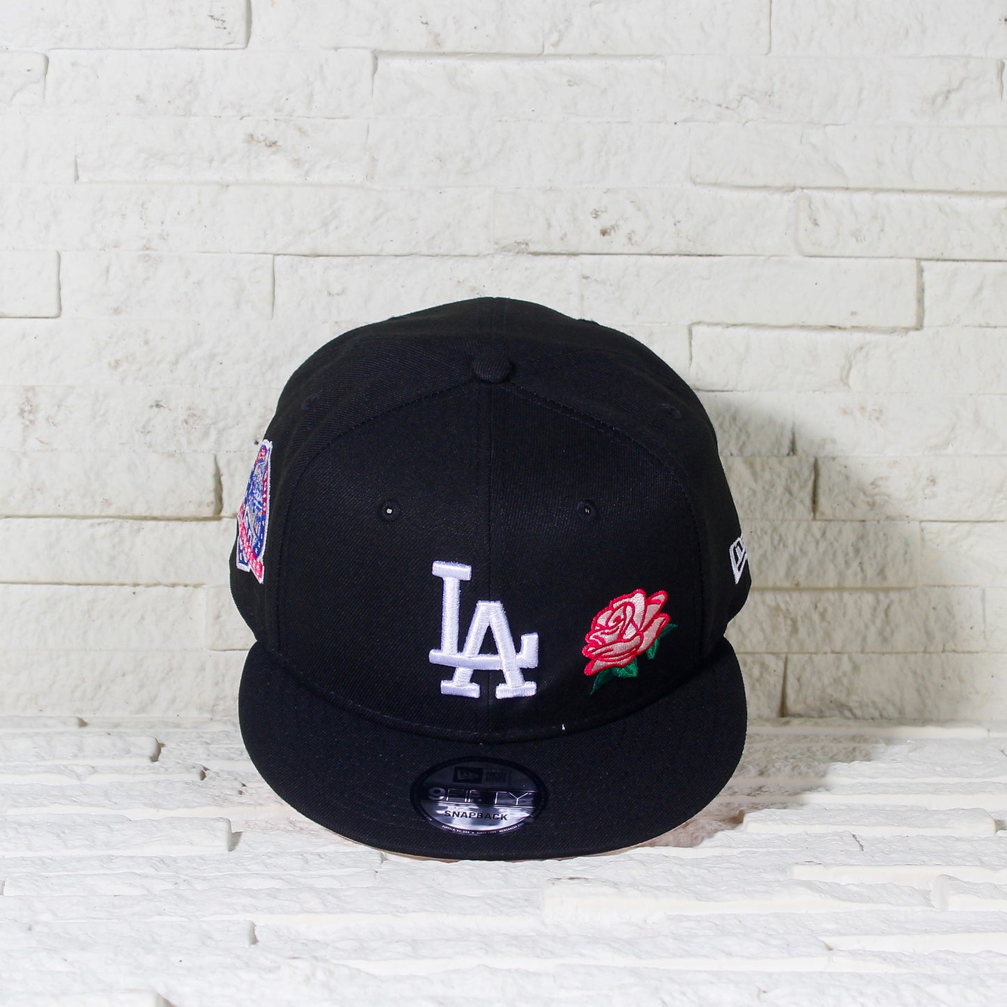Los Angeles Dodgers Negra con Rosa 9FIFTY Snapback