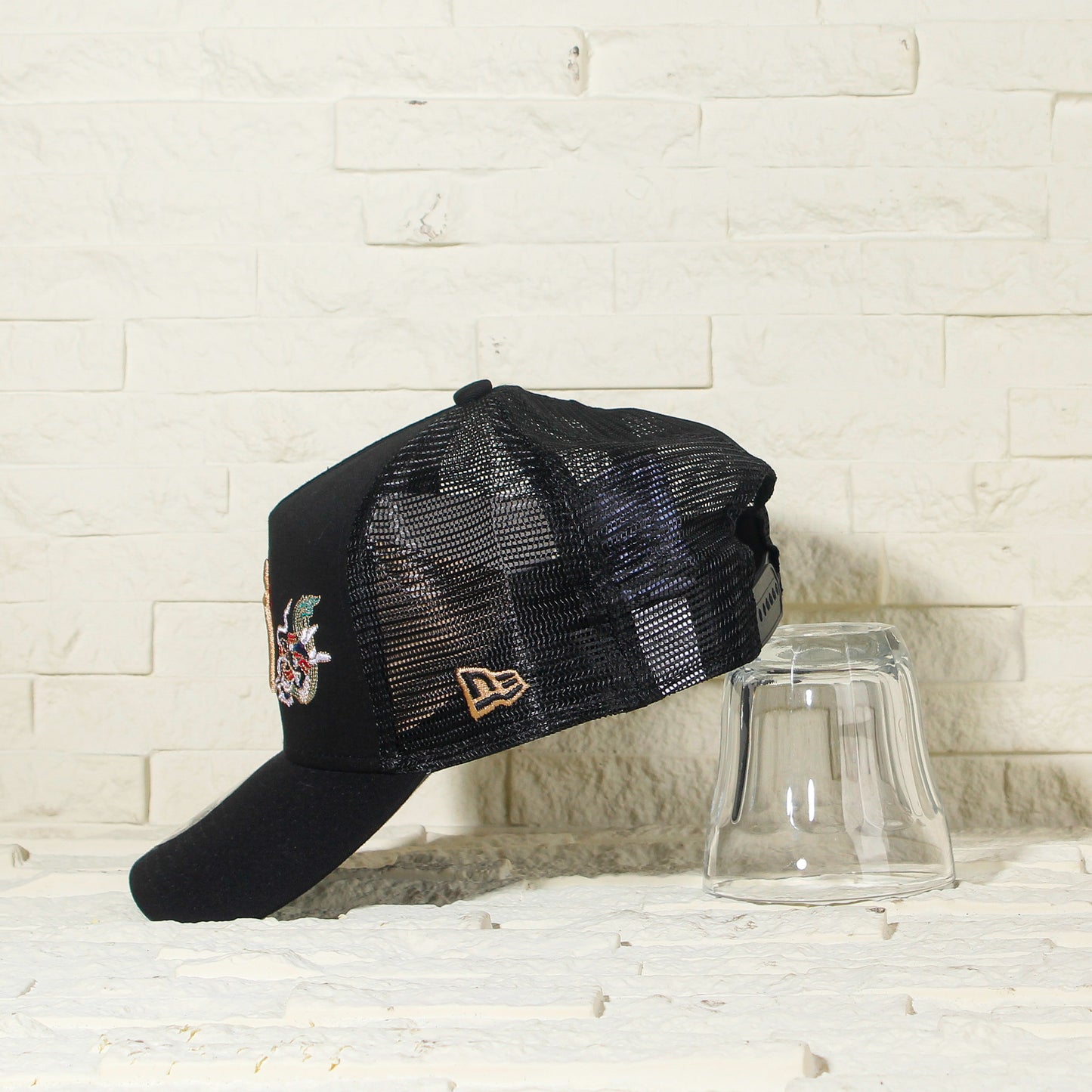 New York Yankees Negra 'Year Of The Dragon 2.0' 9FORTY A-Frame Trucker Snapback