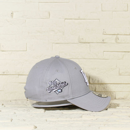 Los Angeles Dodgers Gris con Flores 9FORTY Ajustable con Cincho