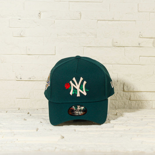 New York Yankees Verde con Rosa 9FORTY A-Frame Snapback