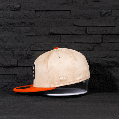 Hat Club Exclusive — Detroit Tigers Beige de Gamuza y Viscera Naranja 59FIFTY Fitted