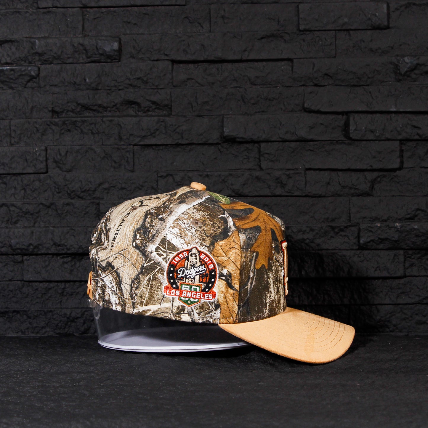 Los Angeles Dodgers Camo y Viscera Beige de Gamuza 9FORTY A-Frame Snapback