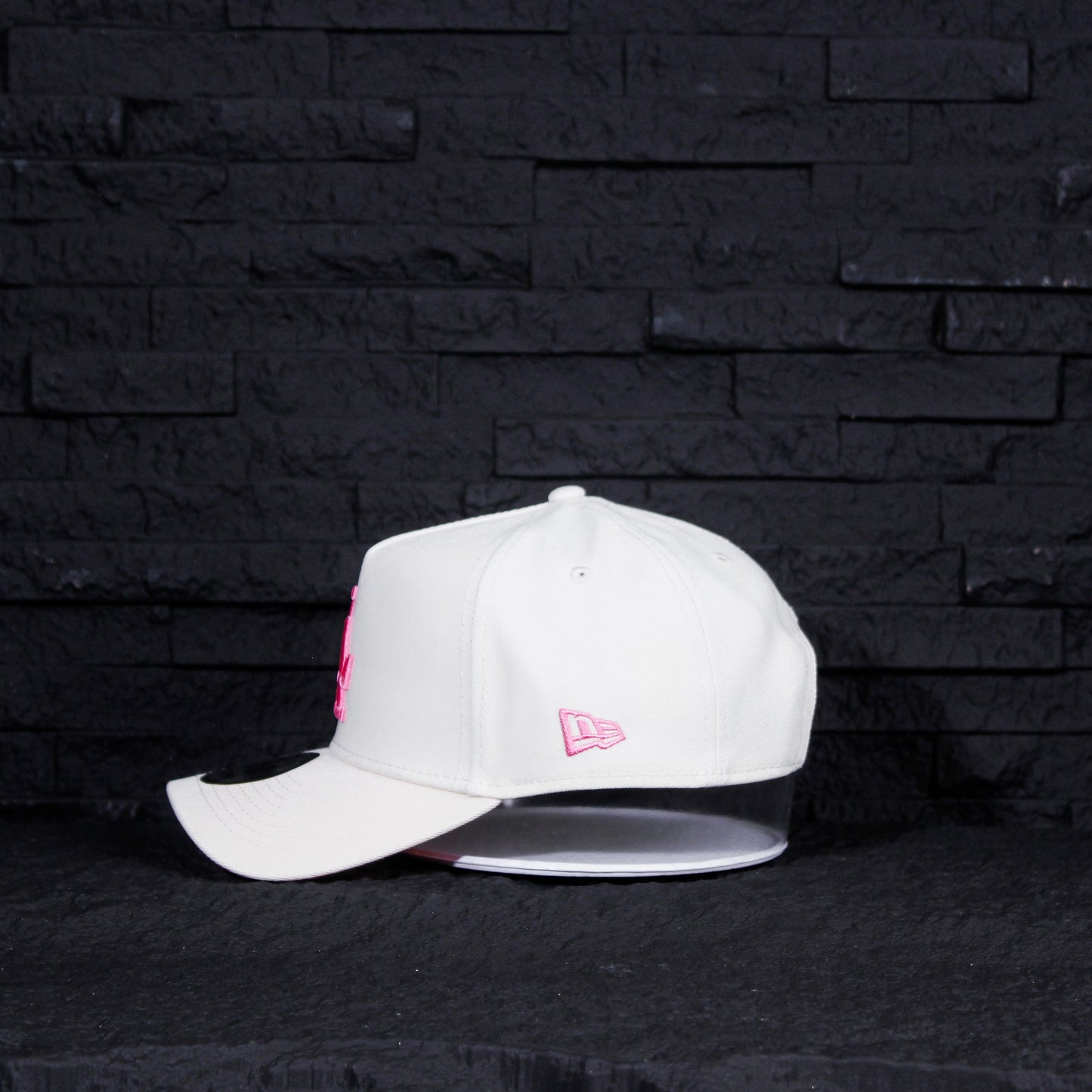 Los Angeles Dodgers Crema 9FORTY A-Frame Snapback