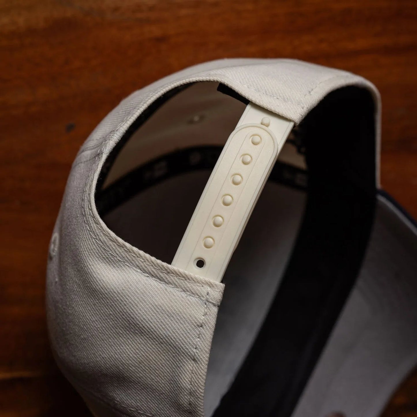 FAM Exclusive ― Los Angeles Dodgers Script Two Tone 9FORTY A-Frame Snapback