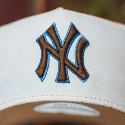 FAM Exclusive — New York Yankees Crema y Viscera Cafe 9FORTY A-Frame Snapback