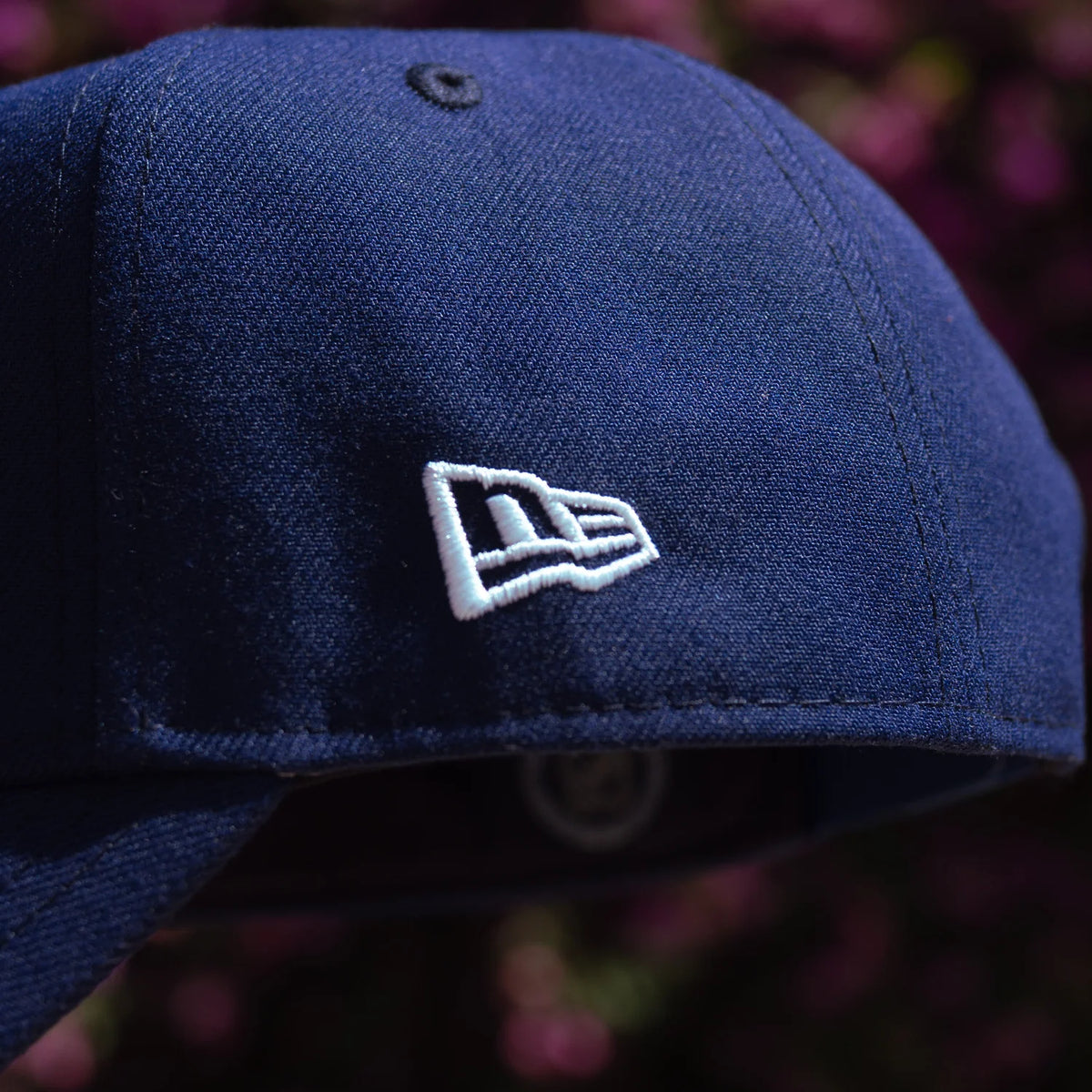 FAM Exclusive — Toronto Maple Leafs Upside Down Script Navy 9FORTY A-Frame Snapback