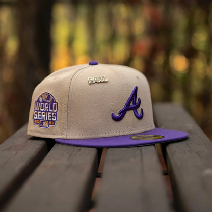 FAM Exclusive — Atlanta Braves Beige y Viscera Morada 59FIFTY Fitted