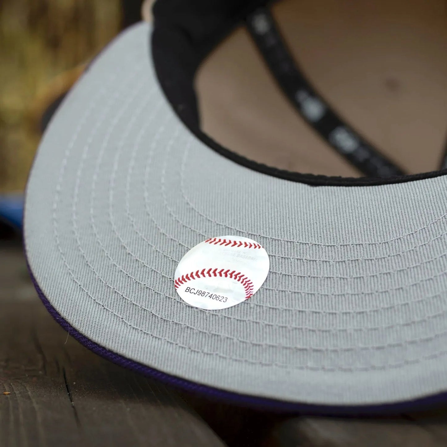 FAM Exclusive — Atlanta Braves Beige y Viscera Morada 59FIFTY Fitted