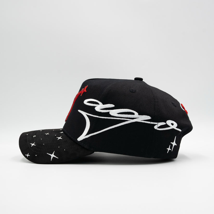 31 Hats x El Mago — M Roja
