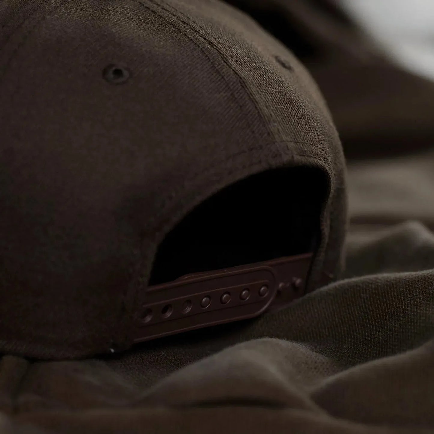 FAM Exclusive ― Atlanta Braves Walnut Scarlet UV 9FORTY A-Frame Snapback