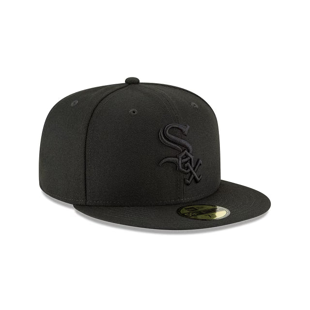 Chicago White Sox Black on Black 59FIFTY Fitted
