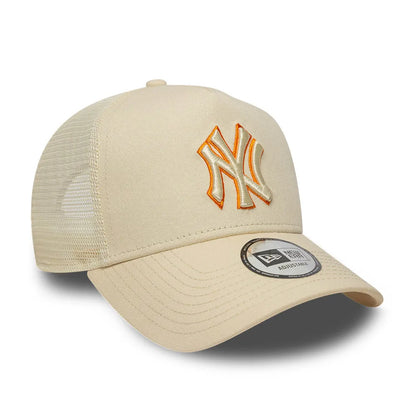 New York Yankees Outline Cream 9FORTY E-Frame Trucker