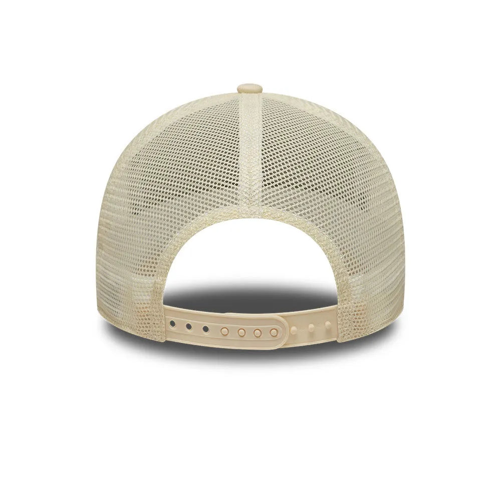 New York Yankees Outline Cream 9FORTY E-Frame Trucker