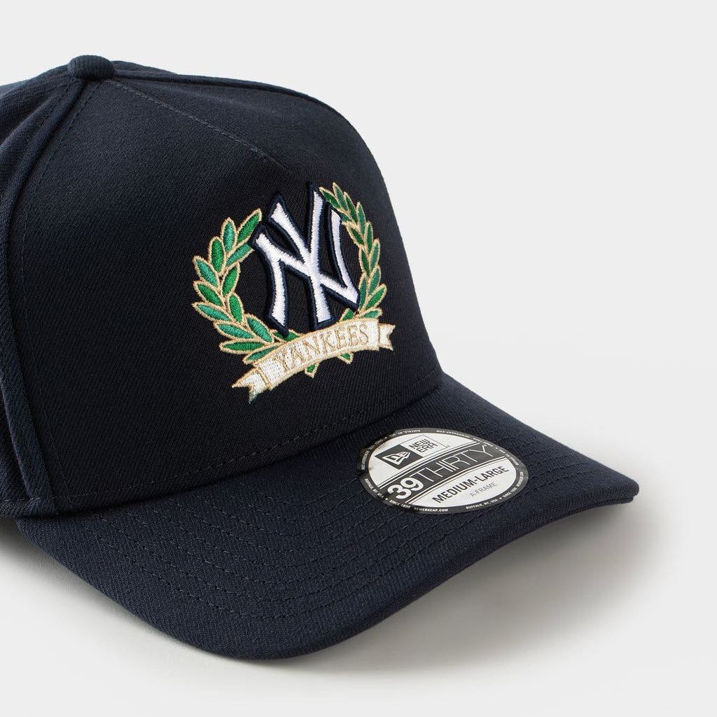 New York Yankees Navy Wreath 39THIRTY A-Frame Fitted